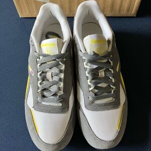 Reebok Classic CR 1000 Shoes